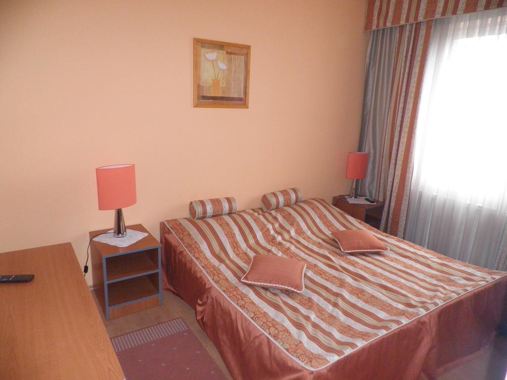 Guest House Pinta Slatina  Экстерьер фото